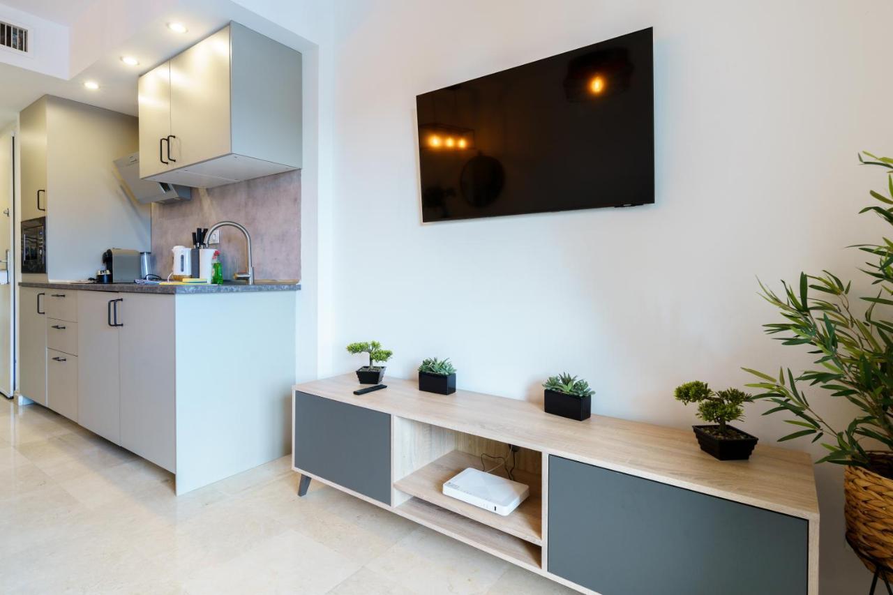 2Nd Line From The Beach , Seaviews + Parking &Pool Беналмадена Екстериор снимка